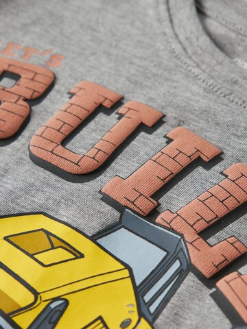 T-Shirt 'NMMALIK TONKA' NAME IT en gris