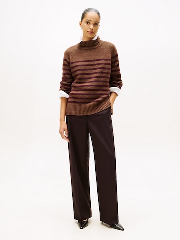 TOMMY HILFIGER Regular Trousers with creases in Brown