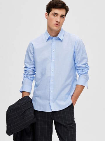 SELECTED HOMME Regular fit Button Up Shirt in Blue