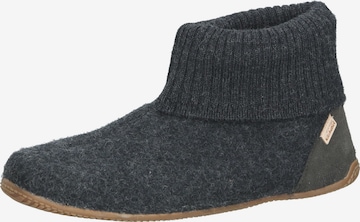 Living Kitzbühel Slippers in Grey: front