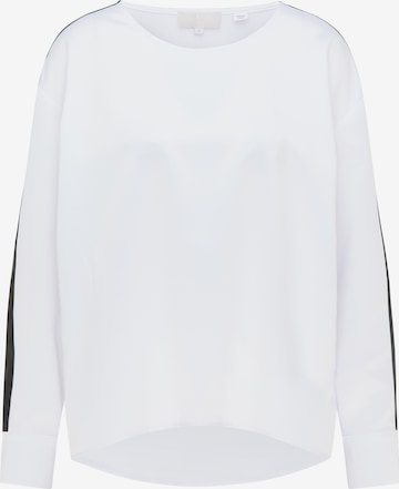 RISA - Blusa en blanco: frente