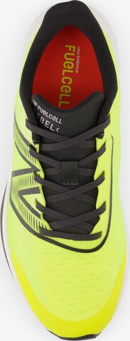 Chaussure de sport 'FuelCell Rebel v3' new balance en jaune