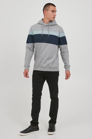 !Solid Sweatshirt 'Johan' in Grau