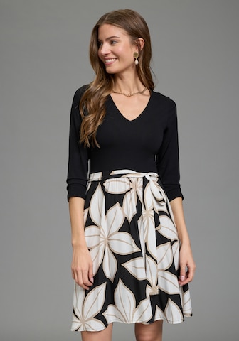 LAURA SCOTT Dress in Black