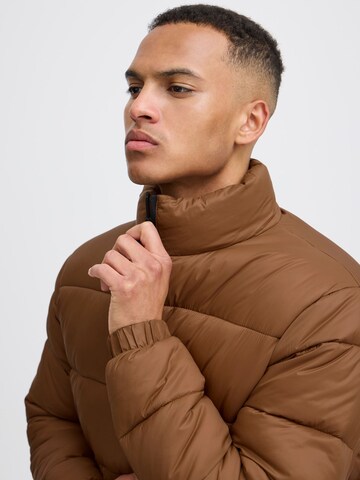 BLEND - Chaqueta de invierno en marrón