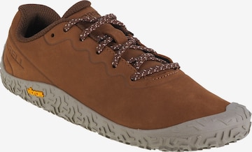 MERRELL Loopschoen 'Merrell Vapor Glove 6' in Bruin: voorkant