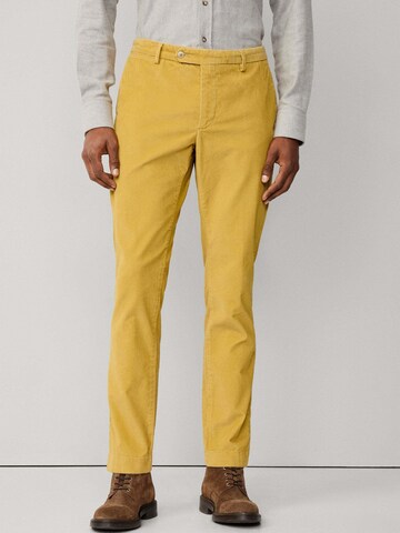 Coupe slim Pantalon chino 'Kensington' Hackett London en jaune : devant