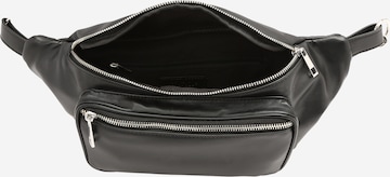 ABOUT YOU Fanny Pack in Black