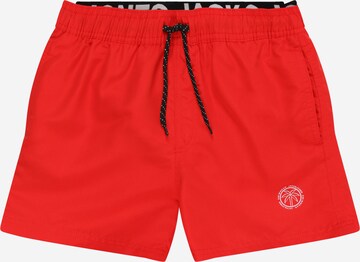 Shorts de bain 'FIJI' Jack & Jones Junior en rouge : devant