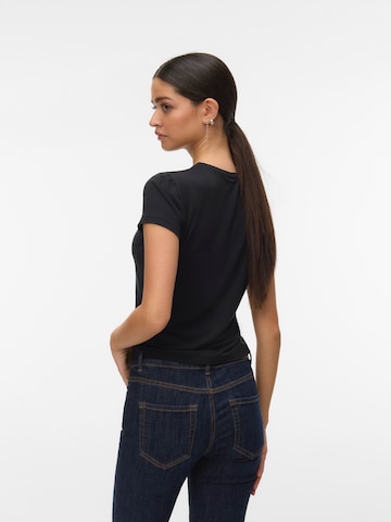 VERO MODA - Camiseta 'VMKYLIE' en negro