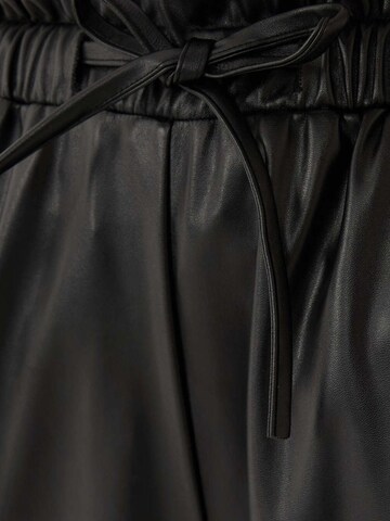 regular Pantaloni di Hiccup in nero