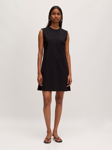EDITED Cocktail Dress 'Parwin' in Black: front