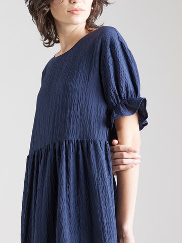 VERO MODA Šaty 'NABIA' - Modrá