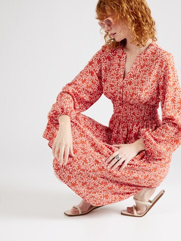 Robe 'Cora' ABOUT YOU en orange