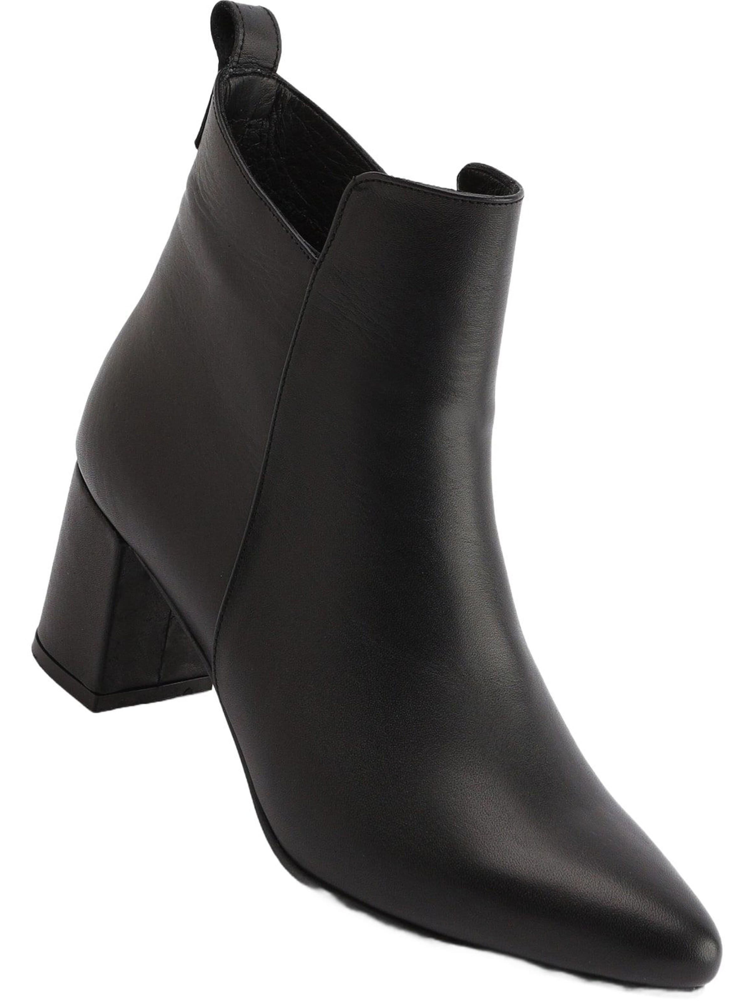 Limoya Booties 'Julia' in Black