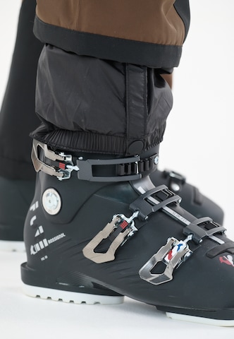 SLOPE Regular Outdoor trousers in Black