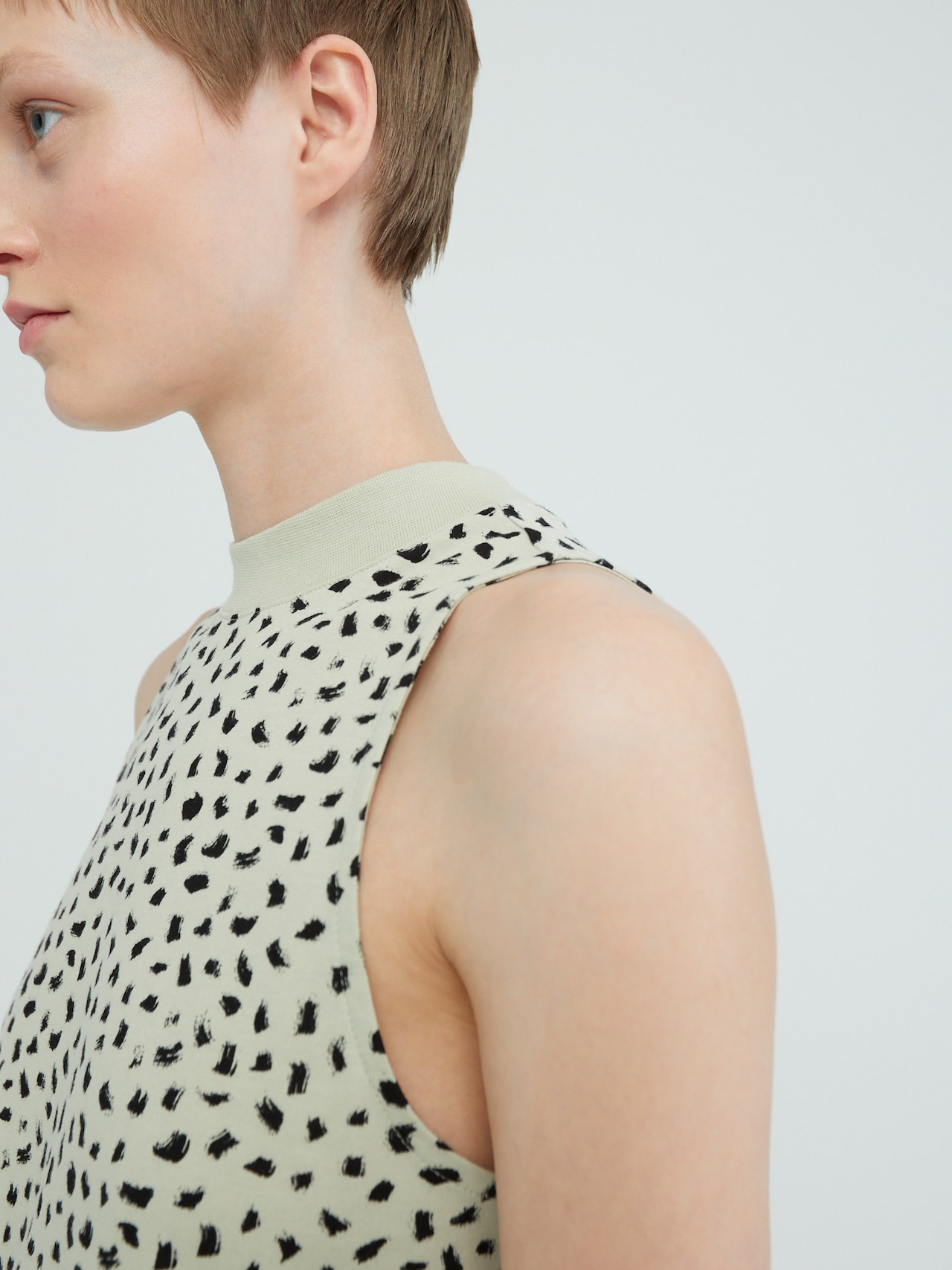 EDITED Produits Robe 'Aleana' beige