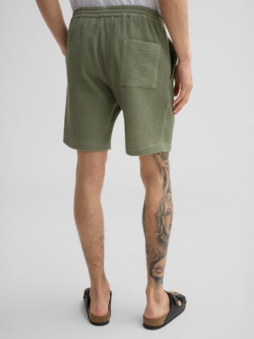 Regular Pantalon 'Hiro' STRELLSON en vert