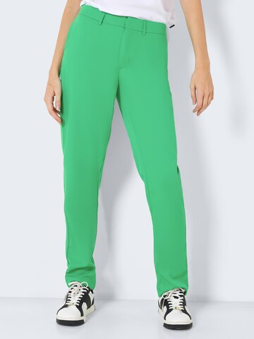 Regular Pantalon 'Thea Vivian' Noisy may en vert