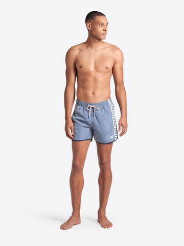 Pantaloncini da bagno 'TEAM STRIPE' di ARENA in grigio