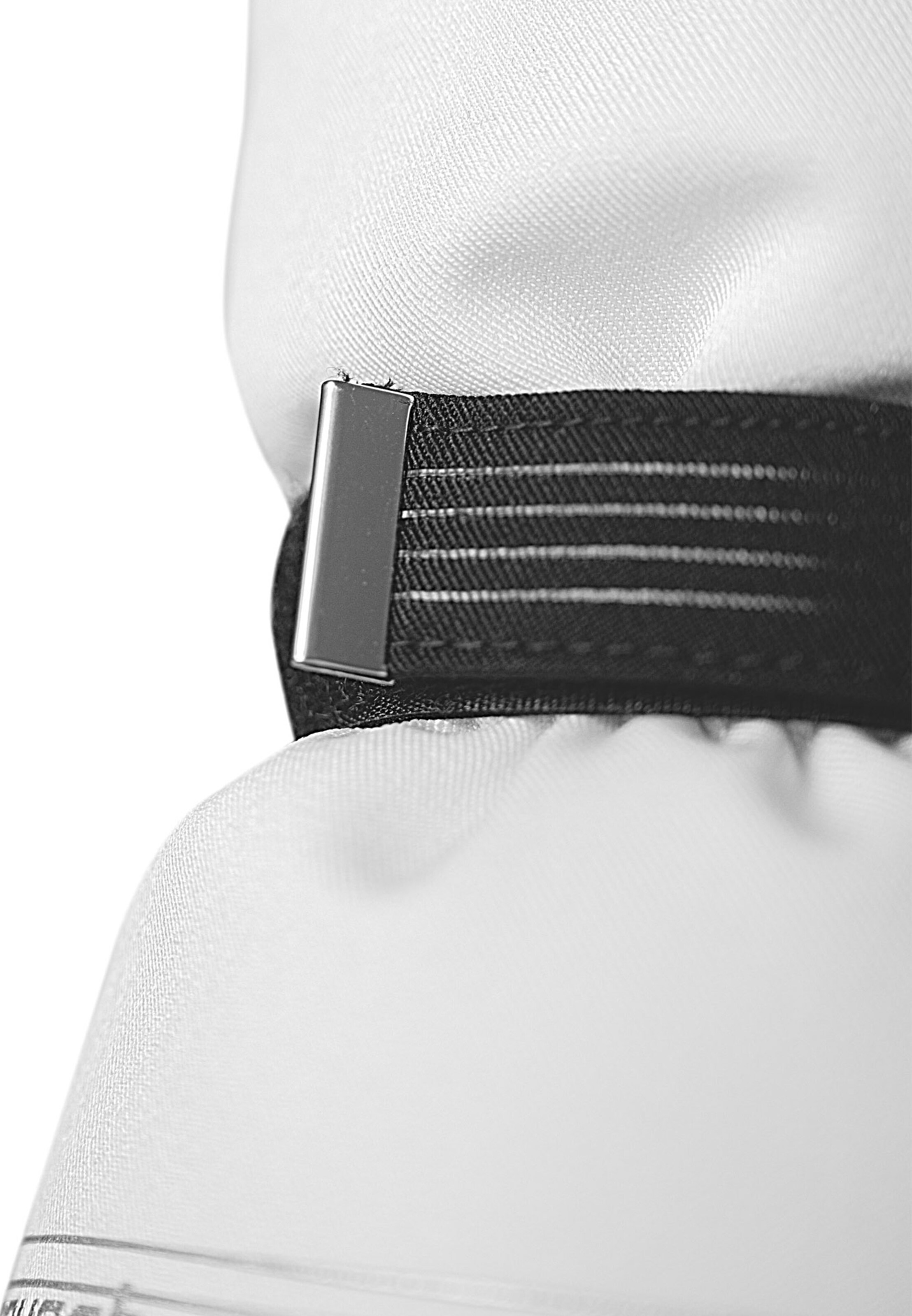 REUSCH Athletic Gloves 'Cozy' in Black