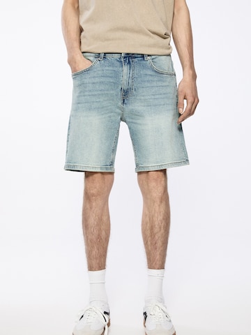 Pull&Bear Slimfit Shorts in Blau: predná strana