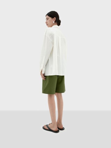 Thinking MU Regular Shorts 'Tracey' in Grün