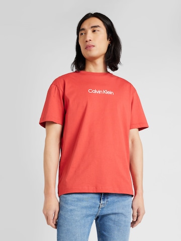 Calvin KleinMajica 'HERO' - crvena boja: prednji dio