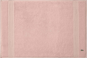 Tapis de bain LACOSTE en rose : devant