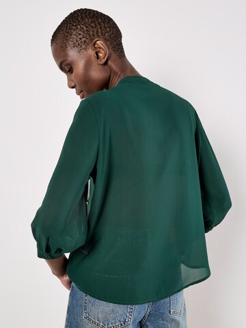 Chemisier Apricot en vert