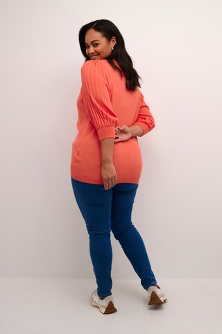 KAFFE CURVE - Jersey 'Loni' en naranja