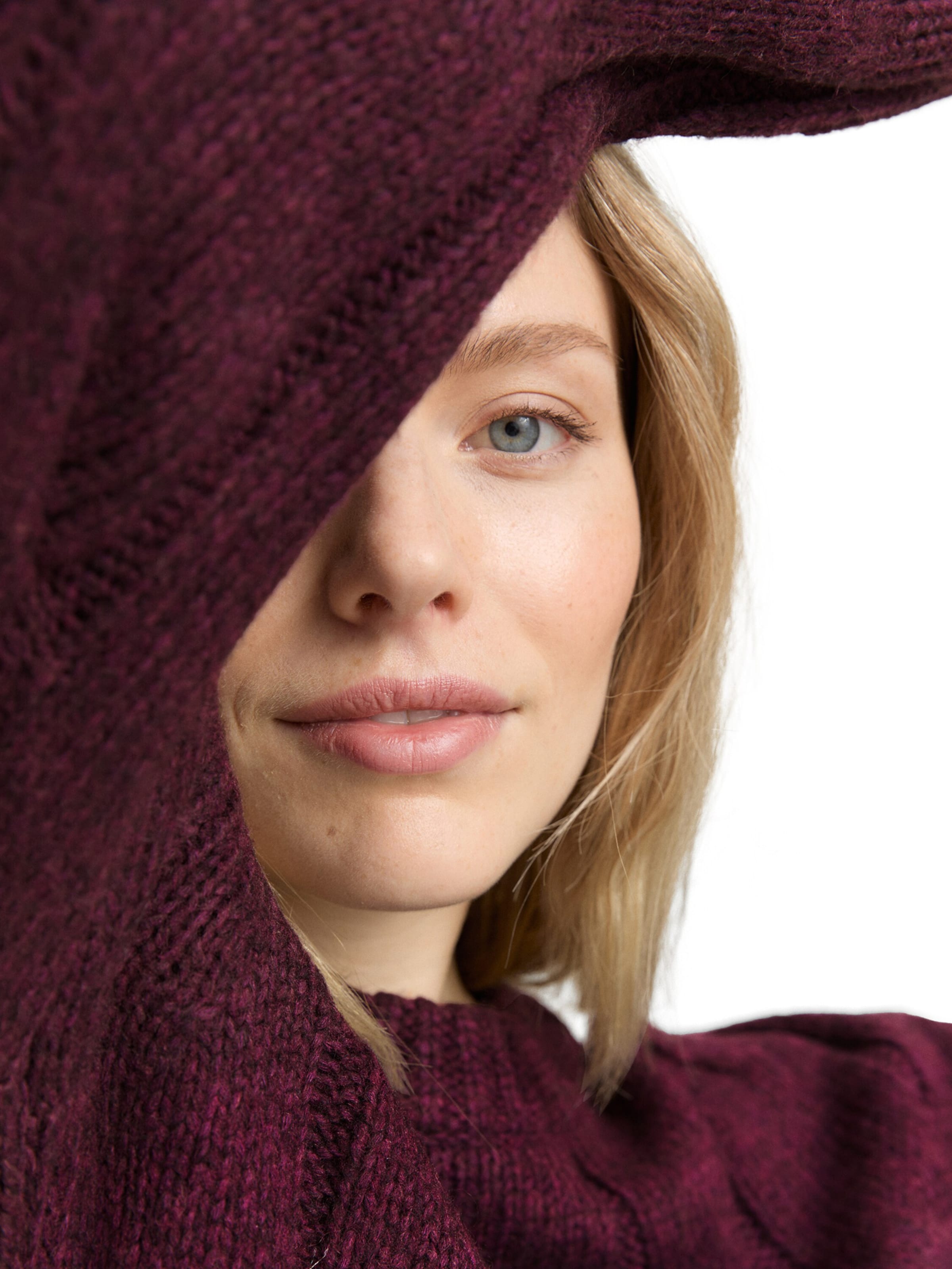 TOM TAILOR Sweater in Red