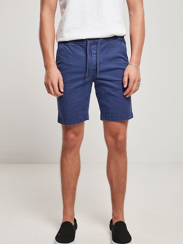 Urban Classics Regular Shorts in Blau: predná strana