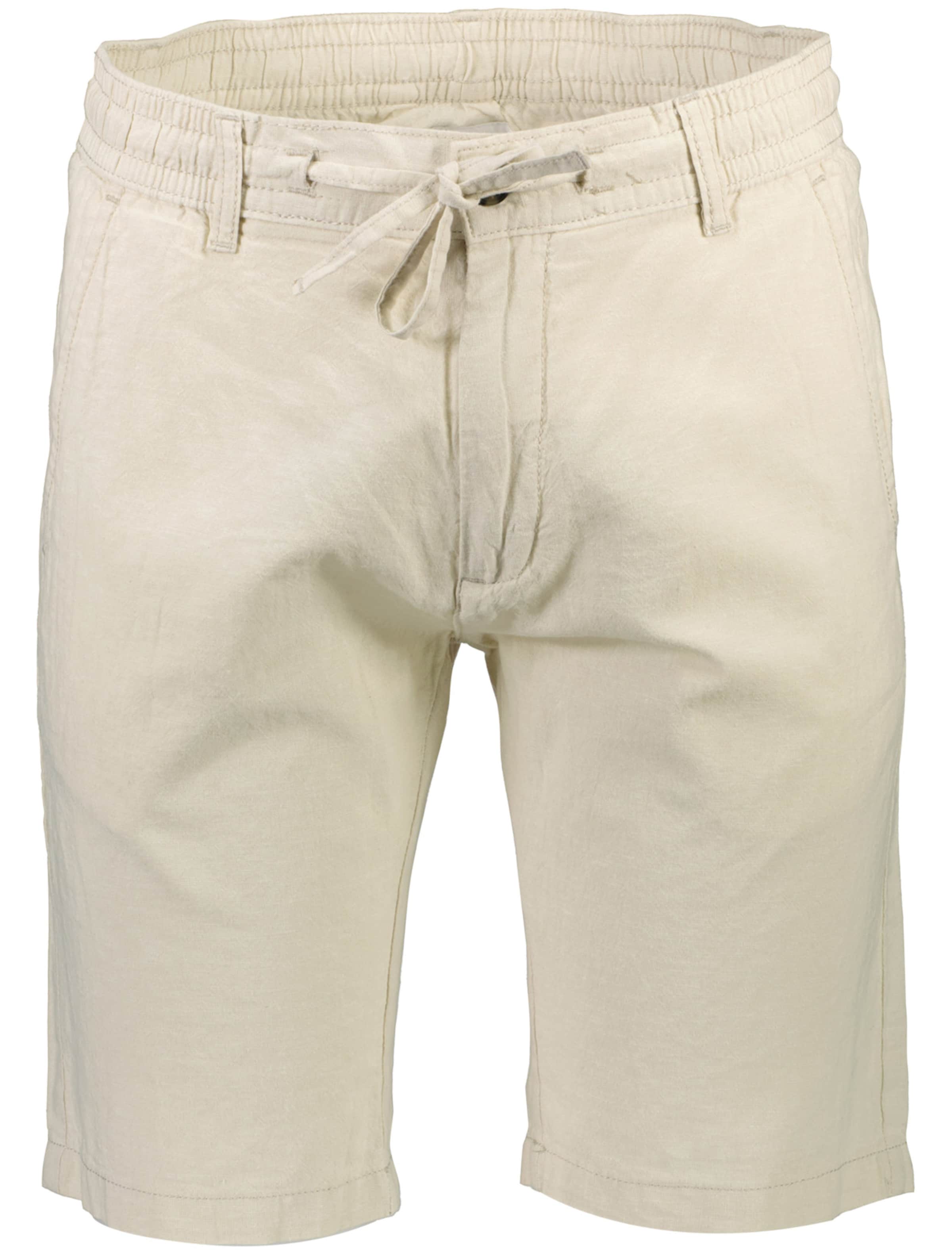 Lindbergh Chino Pants in Beige: front