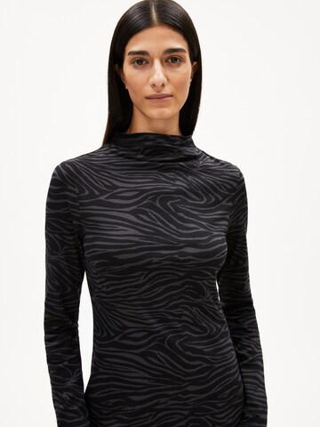 Robe ARMEDANGELS en noir