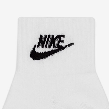 Nike Sportswear Socks in White