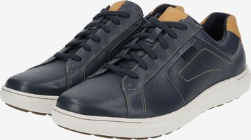 CLARKS Sneaker in Blau