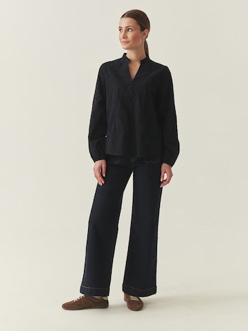 TATUUM Blúz - fekete