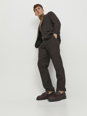 Coupe slim Pantalon JACK & JONES en marron