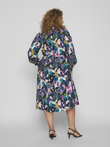 EVOKED Kleid in Grün