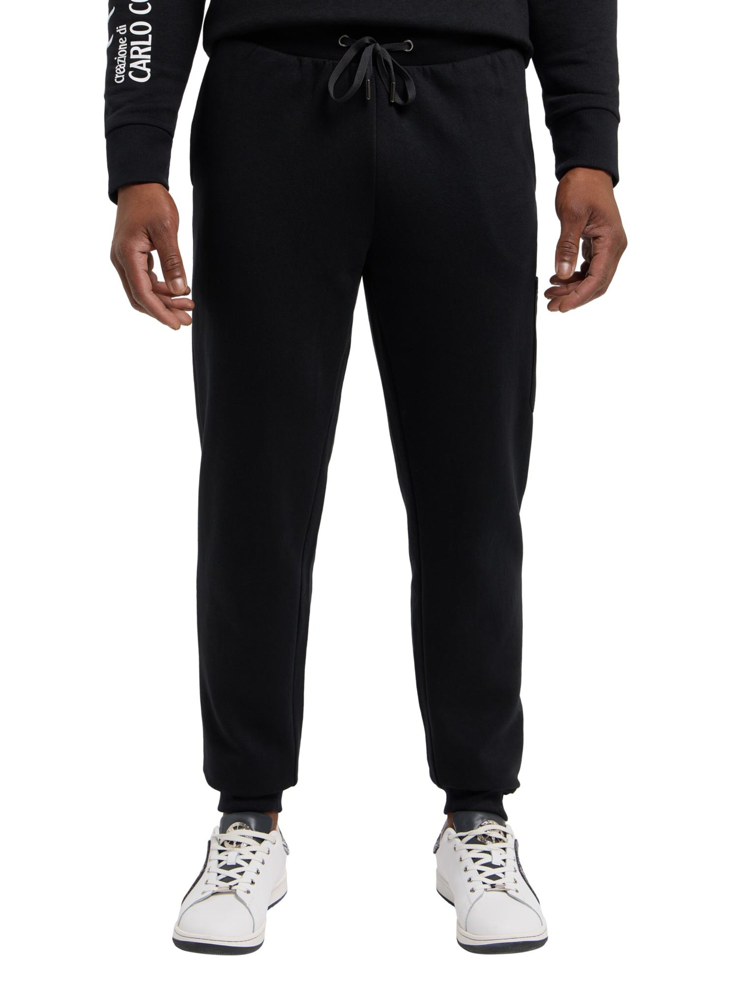 Carlo Colucci Tapered Trousers 'Domi' in Black: front