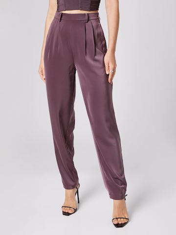 Guido Maria Kretschmer Collection Pleat-Front Pants 'Jasmin' in Purple: front