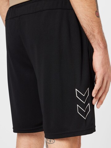 Regular Pantalon de sport Hummel en noir