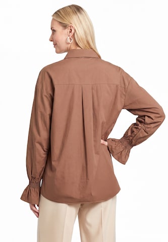 usha WHITE LABEL - Blusa en marrón