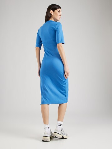 Nike Sportswear Kleid 'ESSNTL' in Blau