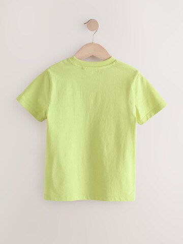 Tricou de la Next pe verde