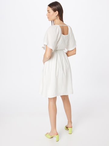 Robe 'JILLA' VERO MODA en blanc