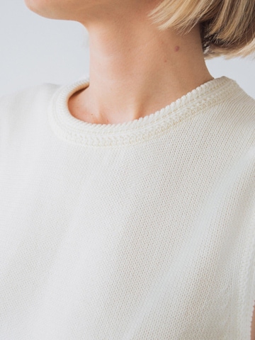 Cardigan 'Knitted Vest' Honest Basics en blanc