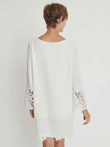 Ana Alcazar Dress ' Ladya ' in White