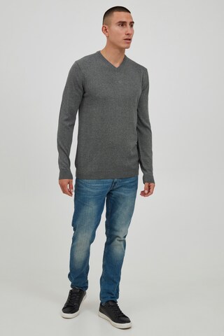 11 Project - Jersey en gris